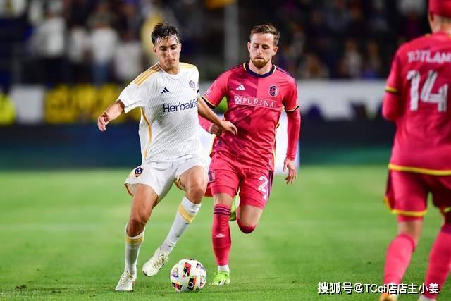 国米主场3-0大胜帕尔马，新援首秀获热烈欢迎